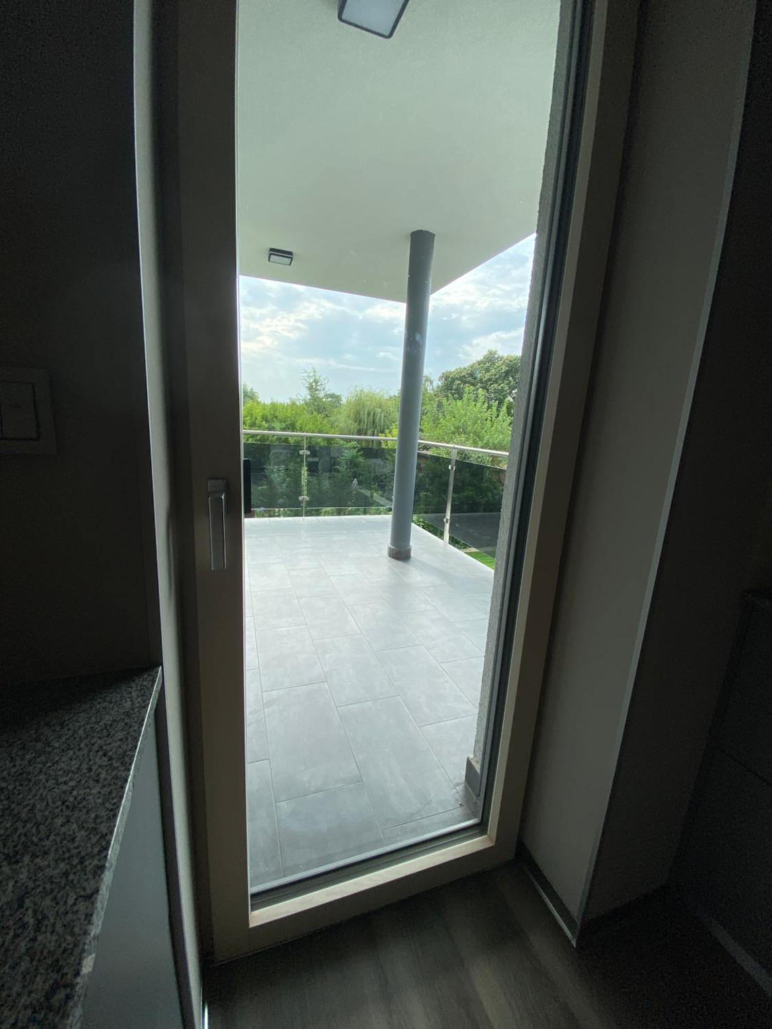 Modern Living In Budapest Exterior photo